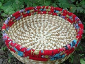 Date Palm Leaf Grass – Round Basket With Upcycled Sari Border